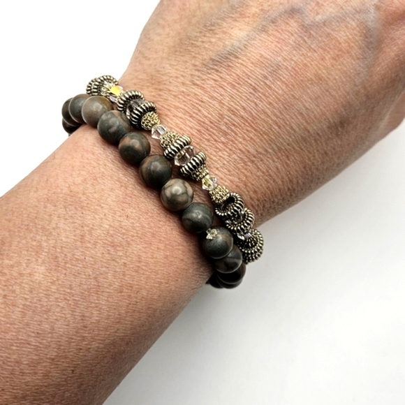 🟢3/$19🟢 Lot of 2 x Beaded Bracelets Gemstone Crystal Glass Metal STRETCH - Picture 2 of 4